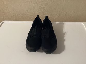 Skechers Woman shoes size 8