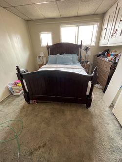 Queen Size Dark Wood Four-Poster Bed Frame