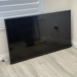 LG Class 4K Smart TV