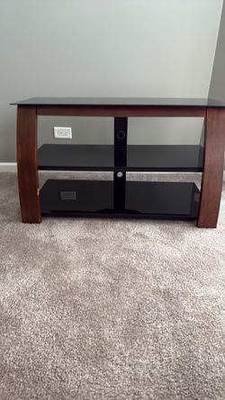 TV Stand 40”x15”