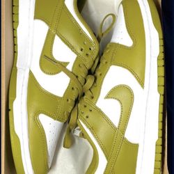 New Nike Dunk Low US M 9