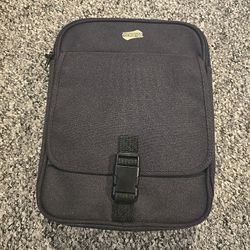 American Tourister Fold & Go Storage Travel Duffle Convertible Communter Bag New