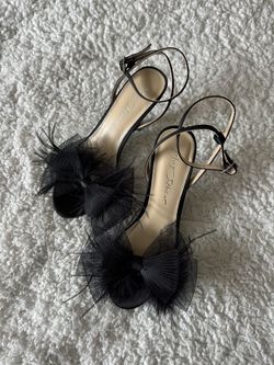 betsy johnson kitten heels NWT