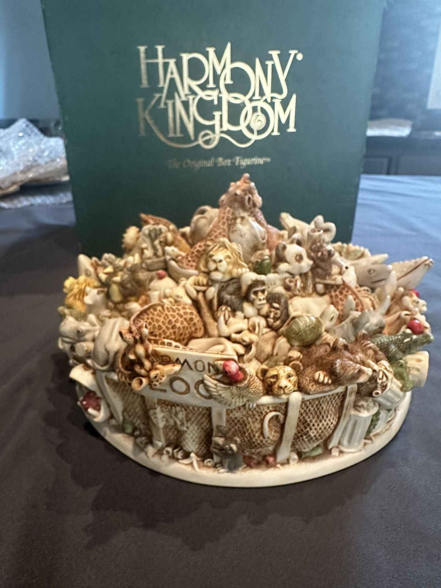 Harmony Kingdom, Sin City