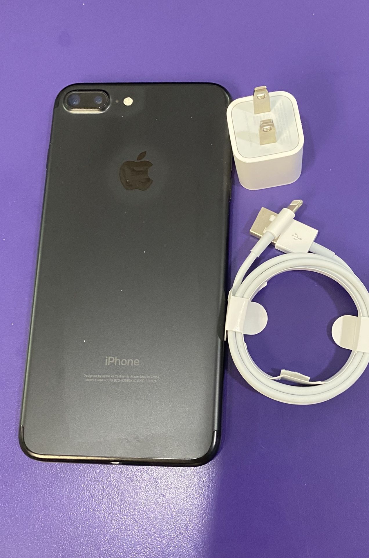 Factory unlocked apple iphone 7 plus, store warranty