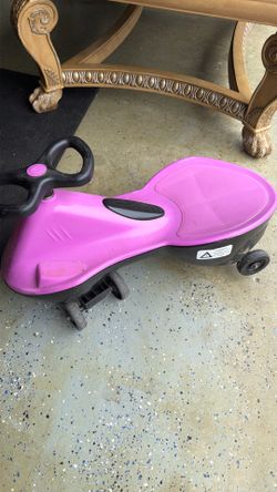 Wiggle ride along toy