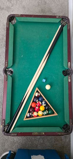 Vintage Tabletop Pool Table