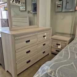 Queen size bedroom set