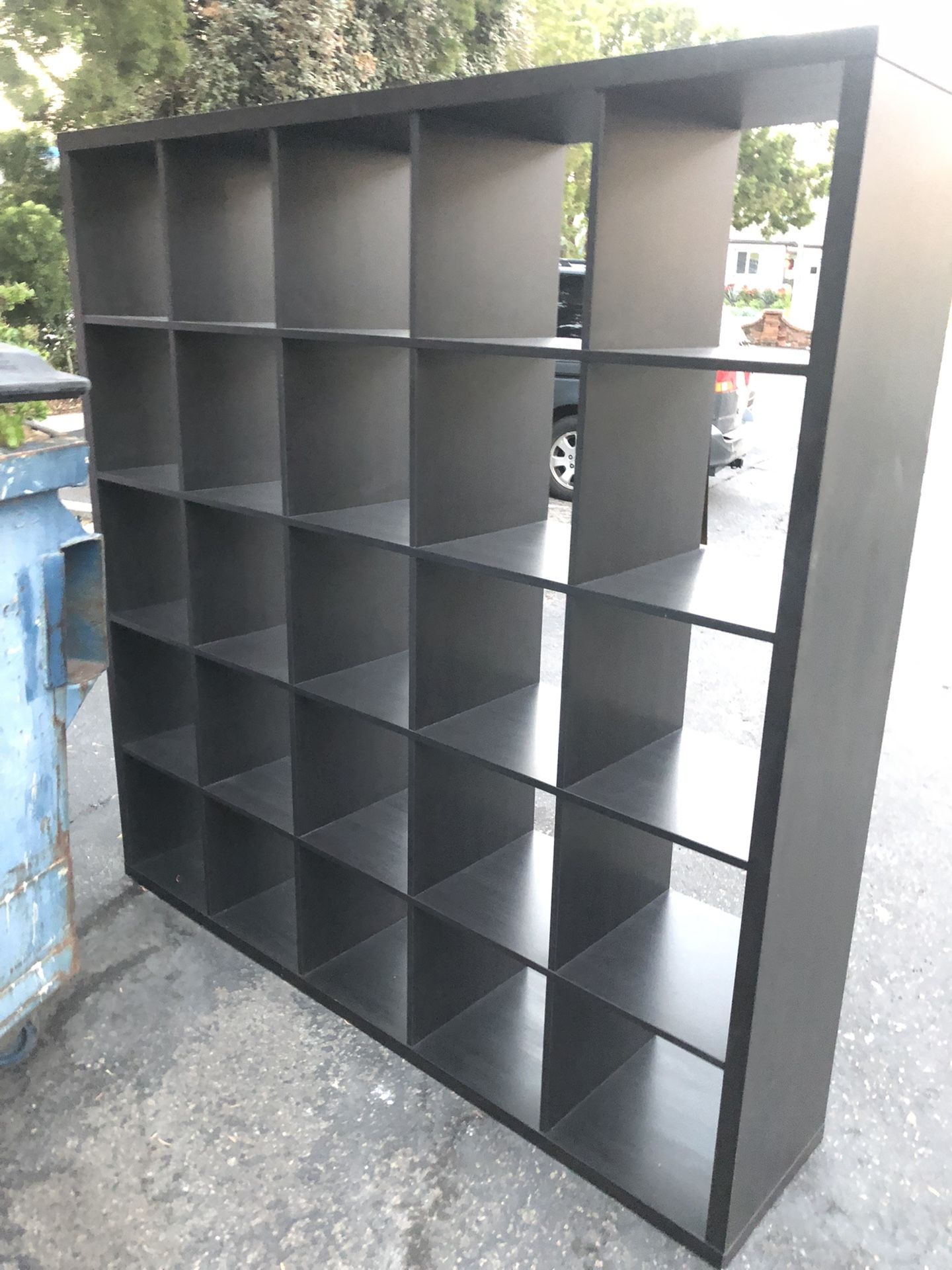 LIKE NEW CUBE SHELVING