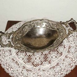 VINTAGE ORNATE VICTORIAN SILVER PLATED FOOTED JARDINIERE DISH 