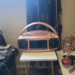 Boombox & DVD Player.