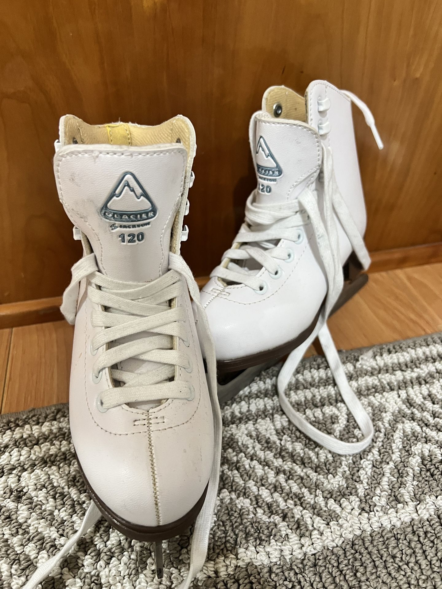 Glacier 120 By Jackson Size 13J