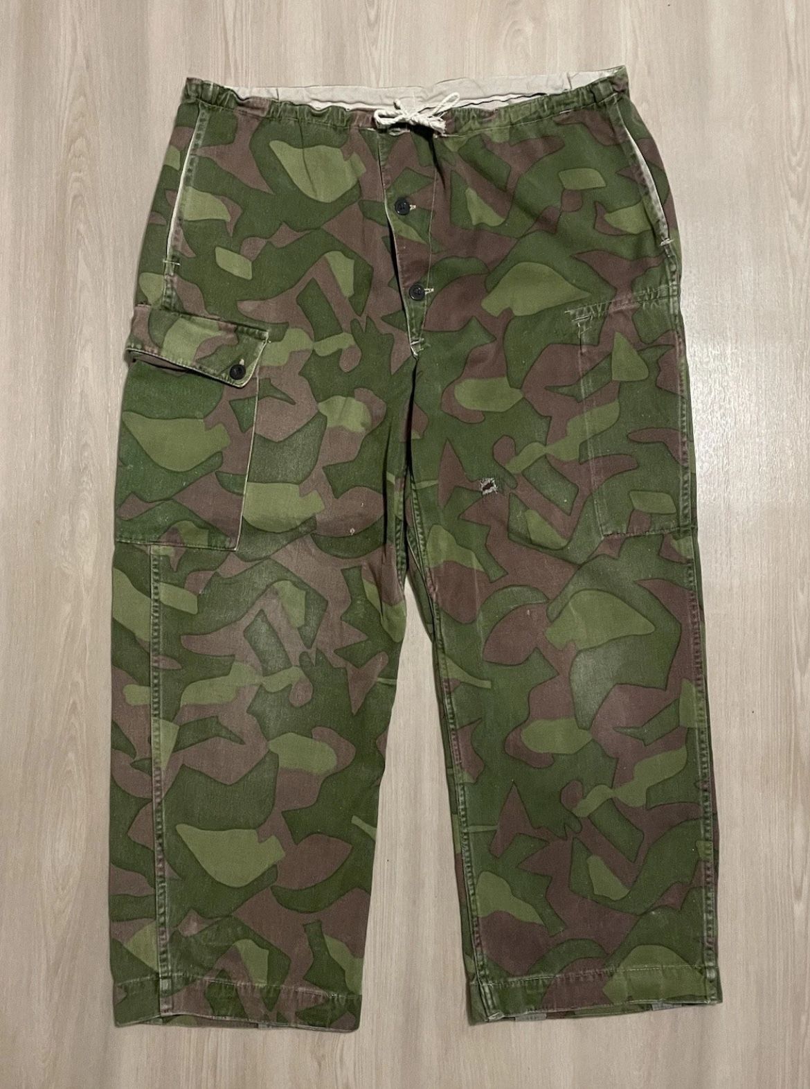 Vintage 60s Finnish Military Camo Cargo Pants 40x28