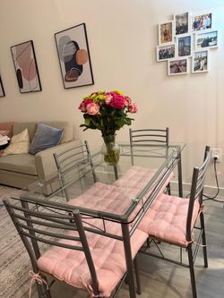 Dining table set