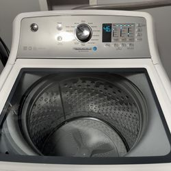 GE 4.5 cu ft Washer