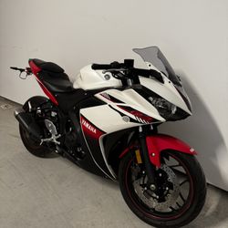 2016 Yamaha YZF-R