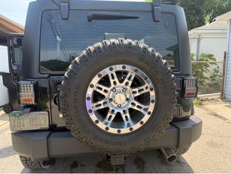 2015 jeep we 17 in rims with tires