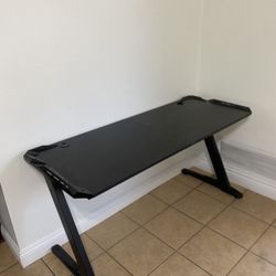 Gaming Desk/Computer Desk