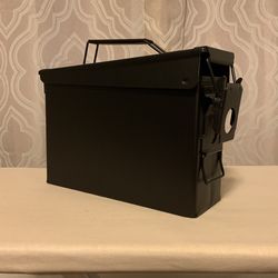 30 Cal. Metal ammo can