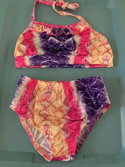Girls mermaid 🧜‍♀️ tail swimsuit 🩱 3 piece set !