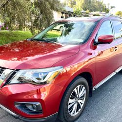 2017 Nissan Pathfinder