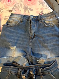 Small size Jean shorts