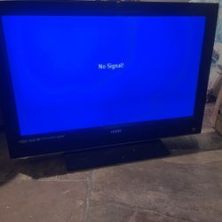 Vizio 32” Flat Screen TV – Works Great