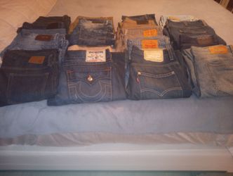 Jeans diferent size and brand
