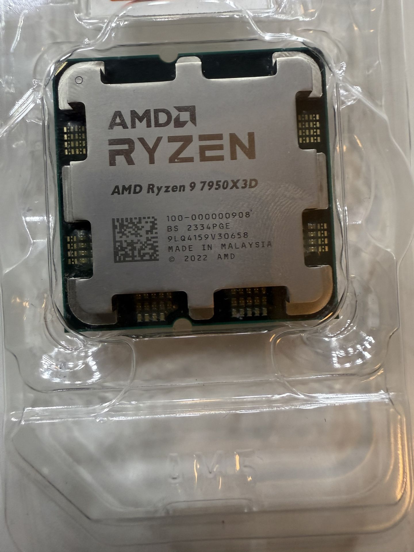 AMD RYZEN 9 7950X3D