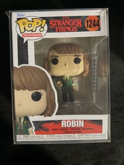 Robin stranger things season 4