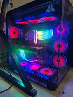 Custom RGB Gaming PC with RTX 5070