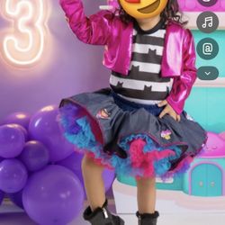 Gabys Dollhouse outfit 3T