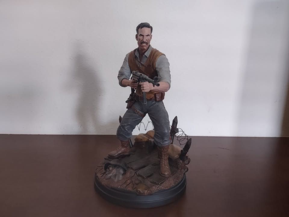 Official Call of Duty: Black Ops Zombies Origins Richtofen Statue #159/500