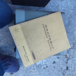 Old Amature Radio (Heathkit) With Manual