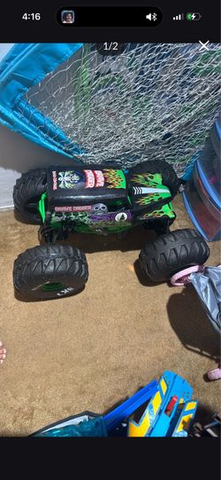 Grave digger truck with control