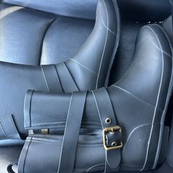 Women’s Burberry Boots Size 10US 40EU