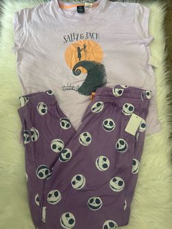 NWT Disnwy Purple Sally & Jack women Pajama Set size small