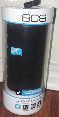 808 water-proof/floating speaker.