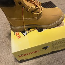 Men’s 6 1/2 Boots Slight Worn 10$