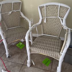 Set Of 4 Chairs Price Negotiable (matching Table Avail)