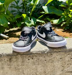 Size 7C - Nike Court Legacy Black/White-Gum Light Brown