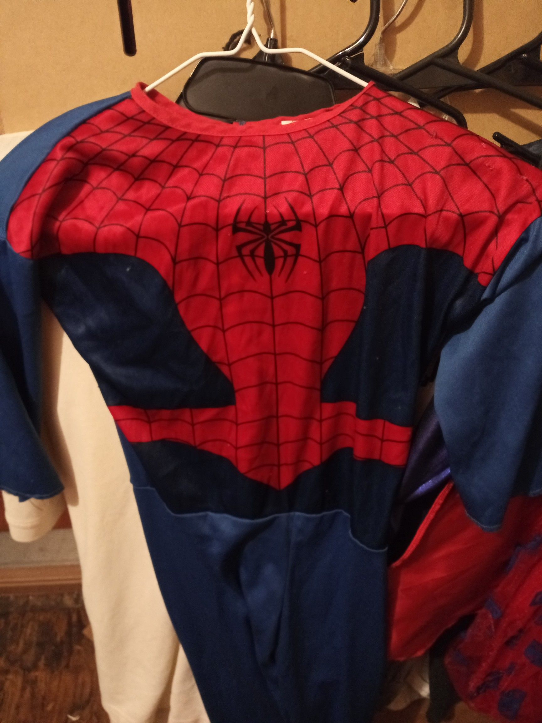 Spider man costume