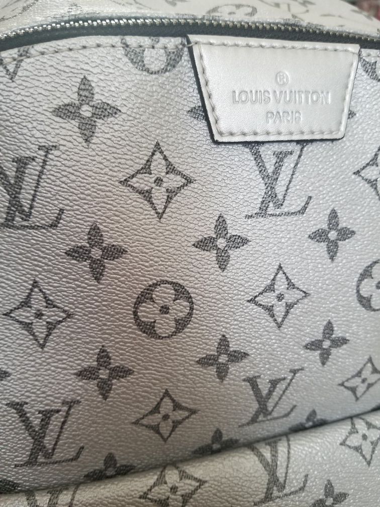 LOUIS VUITTON BACKPACK Monogram ink upside down Apollo - clothing &  accessories - by owner - apparel sale - craigslist