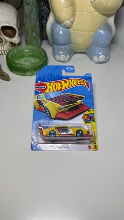 New Hot Wheels - 2020 HW Mad Manga Art Cars 159 / 250 Yellow & Red