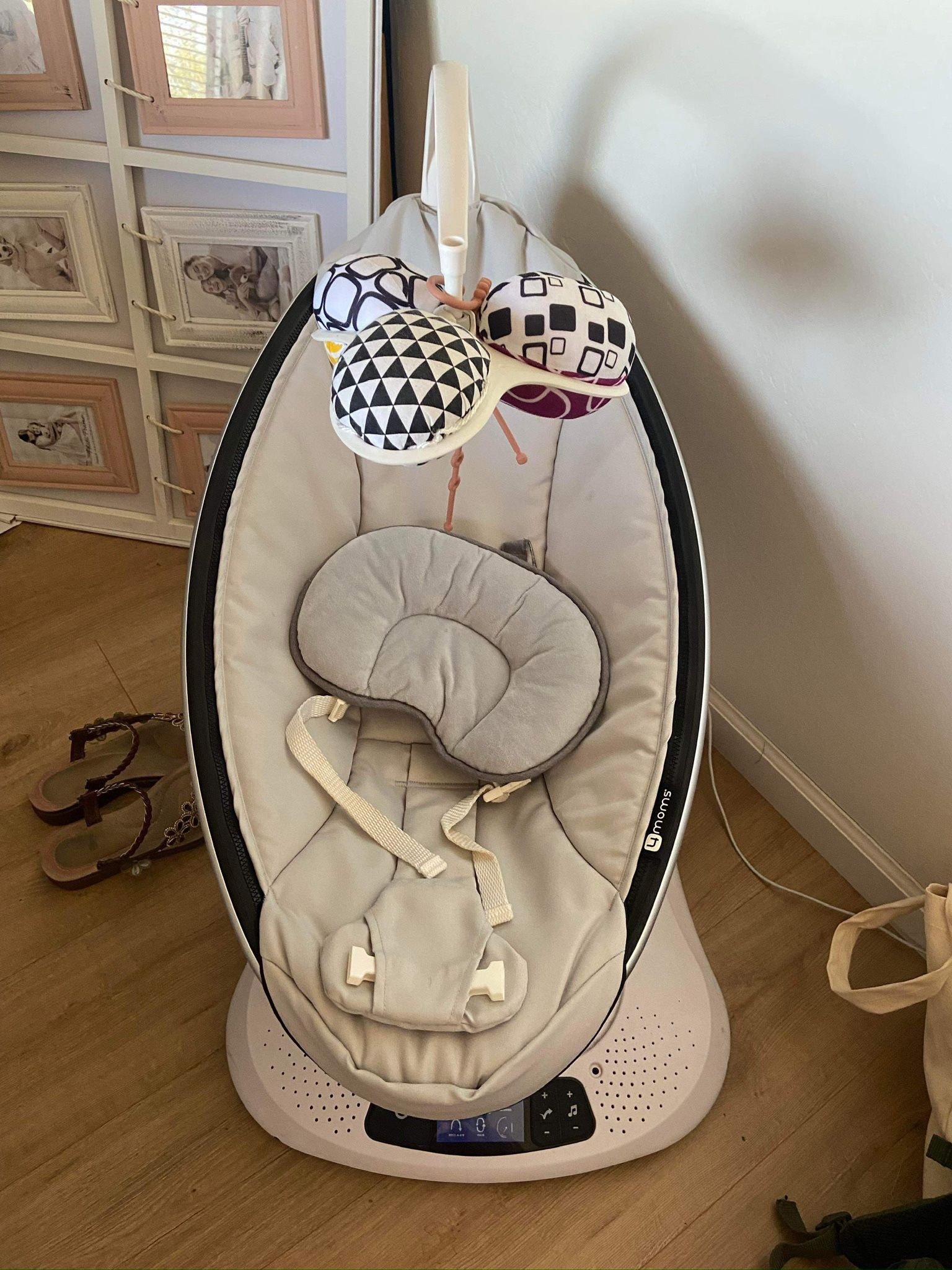 4moms Mamaroo Multi-motion Baby Swing