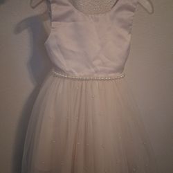 $12.! Light Pink Dress W/pearls, Size 4T.