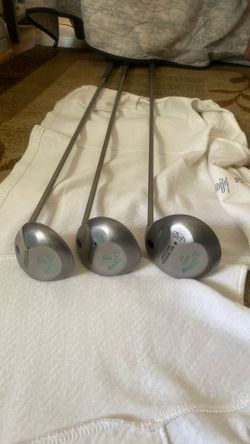 A callaway Golf 3 Clubs