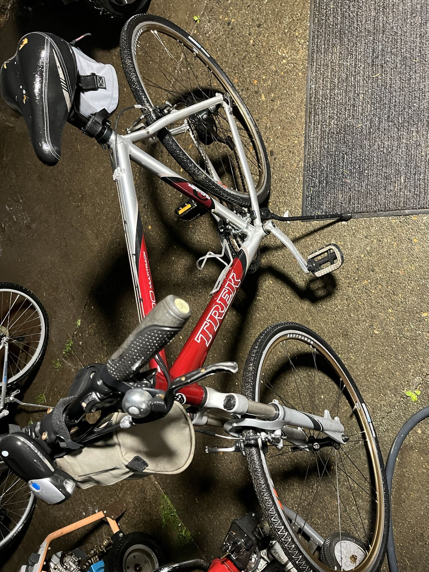 trek 7500 mountain bike