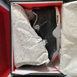 Air Jordan Bred 4 Size 10