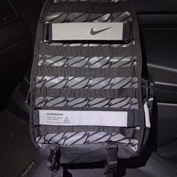 Nike Oregon Ducks Team Issued Athlete Rpm Backpack